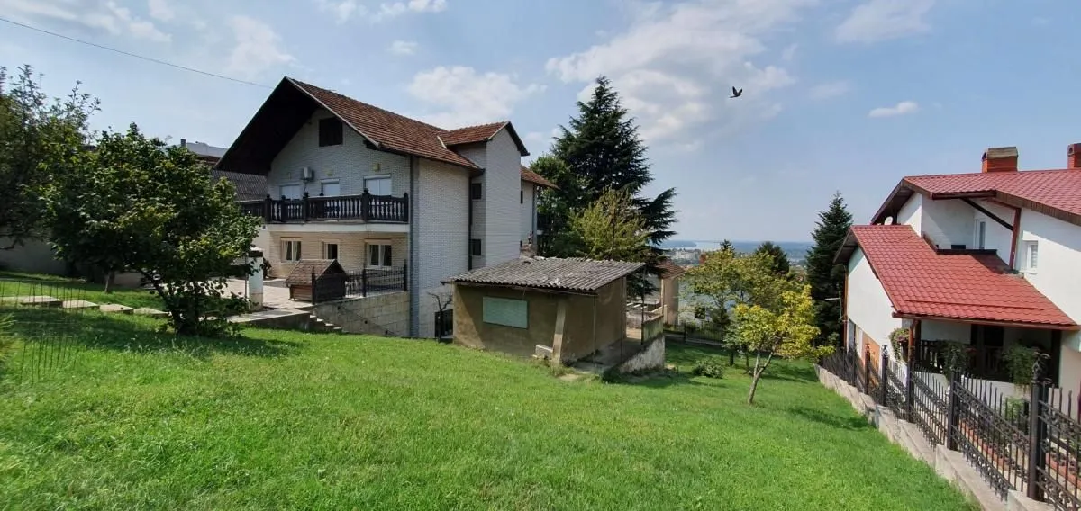 Prodaja, kuća, 600m², Sremska Kamenica, Petrovaradin