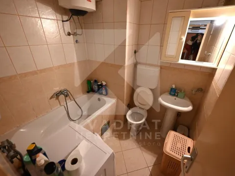 Prodaja, dvosoban stan, 71m², Pejton, Podgorica - image 14