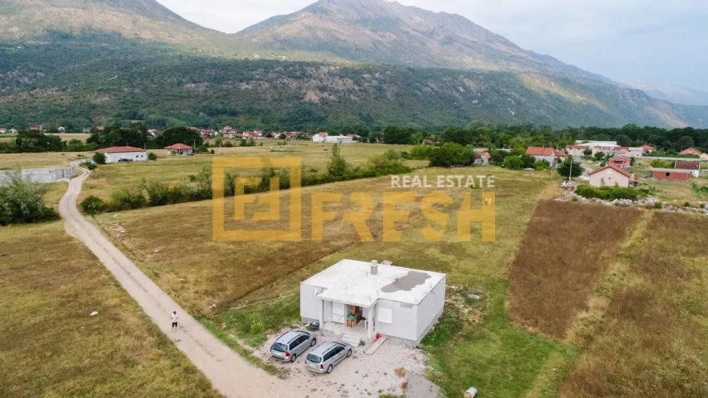 Prodaja, plac, 960m², Danilovgrad, Crna Gora