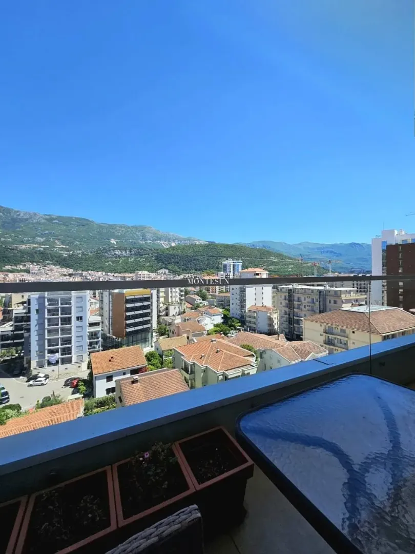 Rent, two bedroom apartment, 89m², Centar, Budva