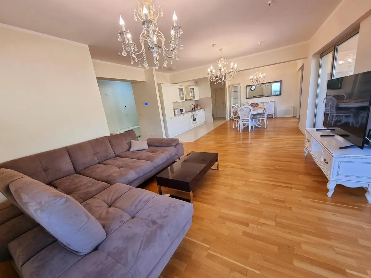Rent, three bedroom apartment, 134m², Bečići, Budva