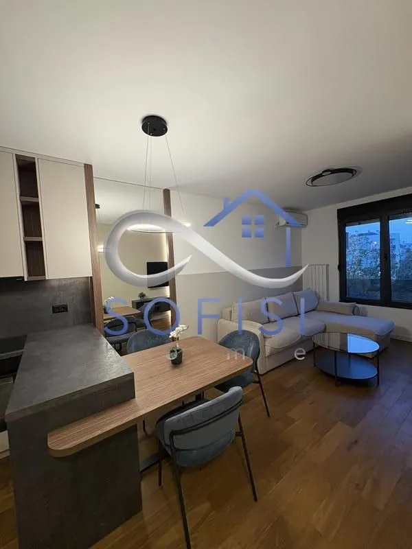 Izdavanje, dvosoban stan, 40m², Grbavica, Novi Sad Sve Podlokacije