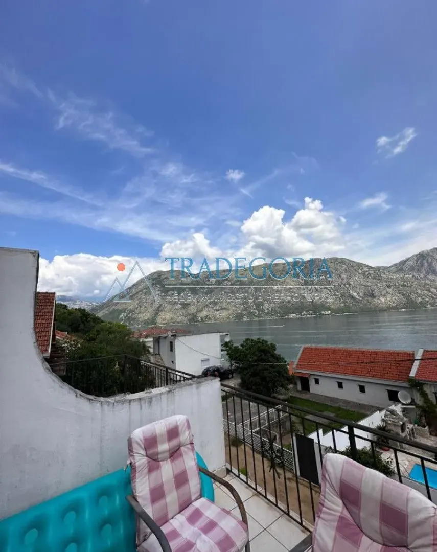 Prodaja, jednosoban stan, 56m², Stoliv, Kotor