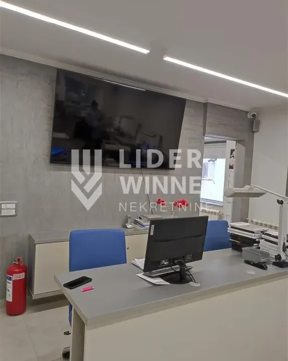 Prodaja, četvorosoban stan, 120m², Novi Beograd Blok 64, Novi Beograd Sve Podlokacije