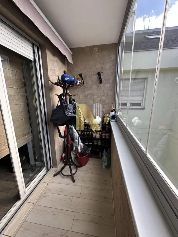 Prodaja, trosoban stan, 81m², Nova Detelinara, Novi Sad Sve Podlokacije