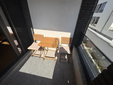 Izdavanje, trosoban stan, 62m², Zemun Sve Podlokacije, Beograd - image 9