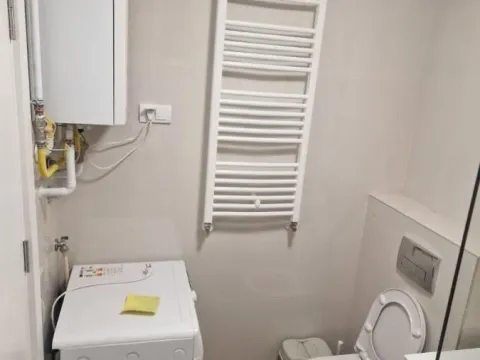 Izdavanje, trosoban stan, 69m², Vašarište, Kragujevac - image 6