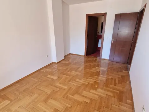 Sale, two bedroom apartment, 103m², Bečići, Budva - image 4