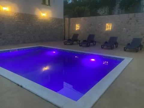 Sale, house, 250m², Sutomore, Bar - image 2