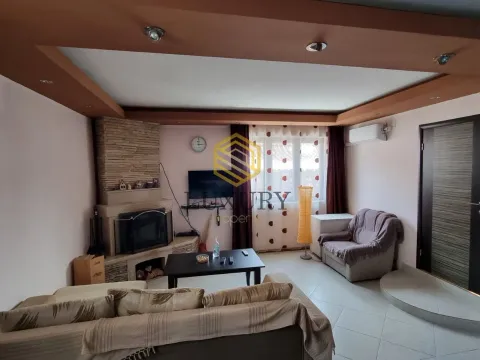 Izdavanje, kuća, 102m², Centar, Kolašin - image 4