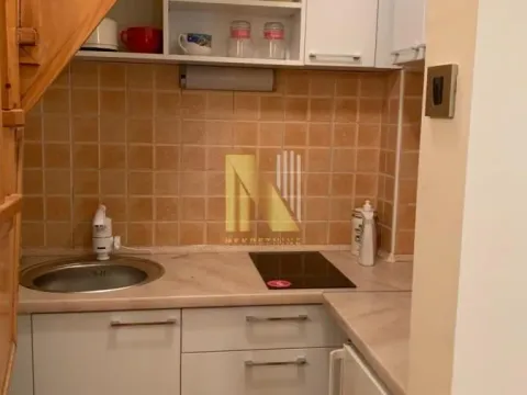 Izdavanje, trosoban stan, 51m², Grbavica, Novi Sad Sve Podlokacije - image 3