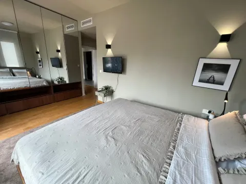 Izdavanje, stan, 141m², Tivat, Crna Gora - image 4