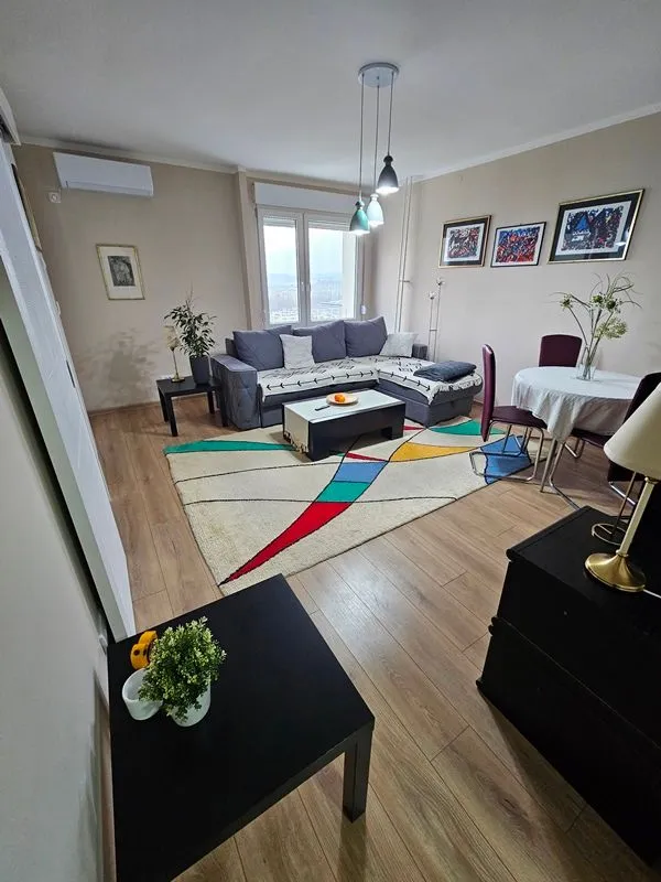 Rent, one bedroom apartment, 37m², Novi Beograd Blok 30, Novi Beograd Sve Podlokacije