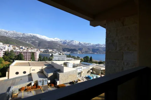 View from the terrace of the sea and mountains. - image 10