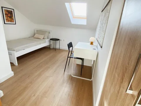 Izdavanje, dvosoban stan, 80m², Centar, Podgorica - image 7