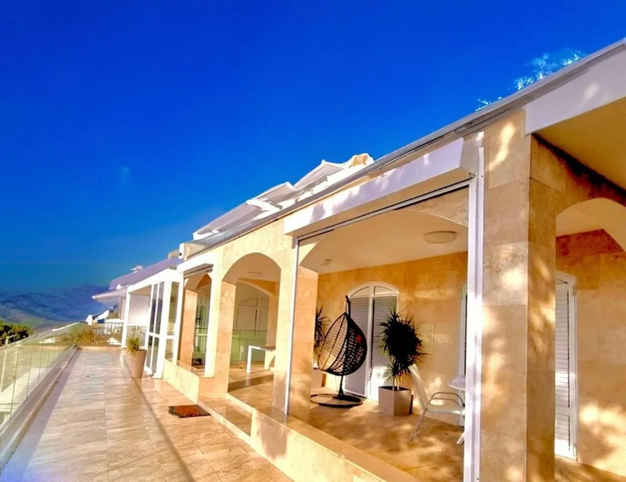 Prodaja, kuća, 440m², Prijevor, Budva