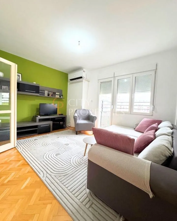 Izdavanje, stan, 65m², Preko Morače, Podgorica