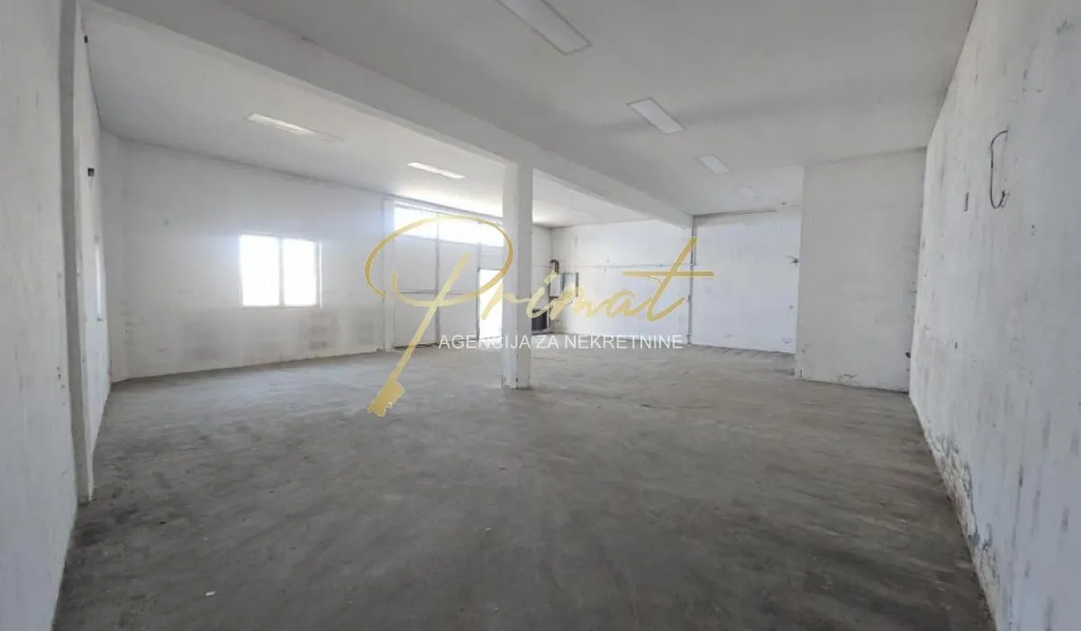 Rent, office space, 290m², Krnjaca, Palilula Sve Podlokacije