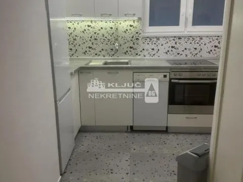 Rent, two bedroom apartment, 70m², Kalenić Pijaca, Vračar Sve Podlokacije - image 17