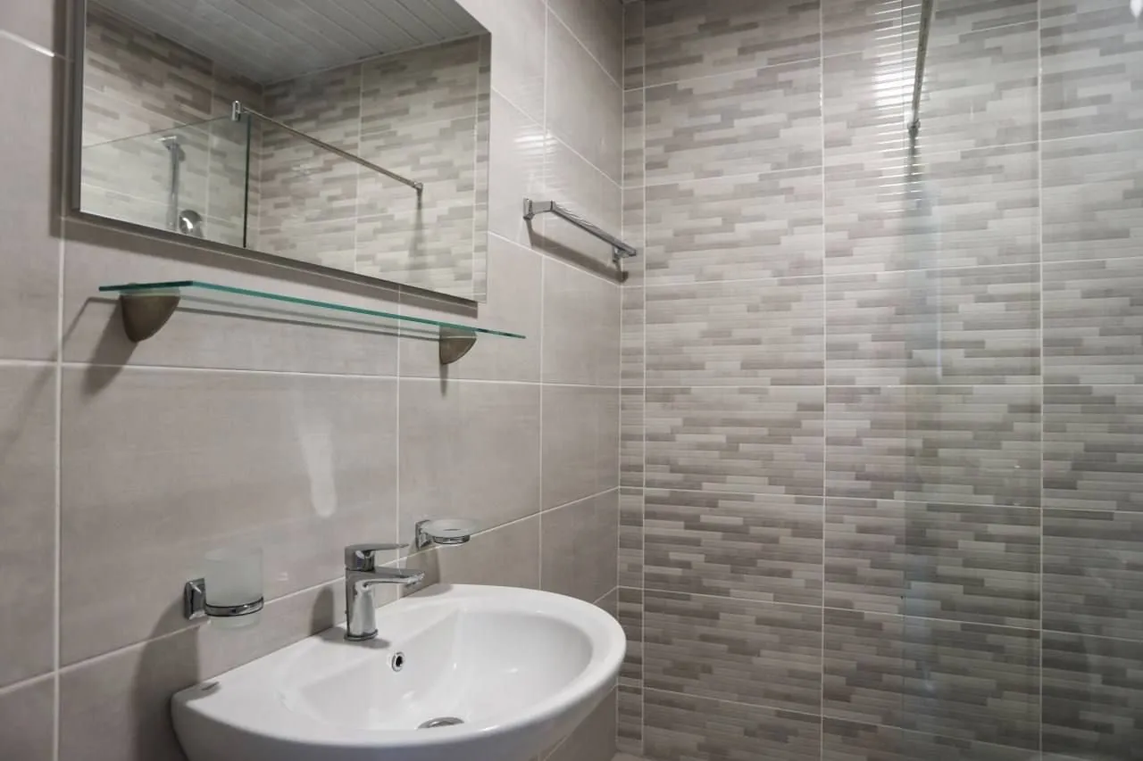 Rent, one bedroom apartment, 42m², Bečići, Budva