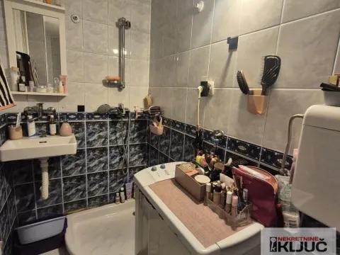 Prodaja, garsonjera, 24m², Novo naselje, Novi Sad - image 6