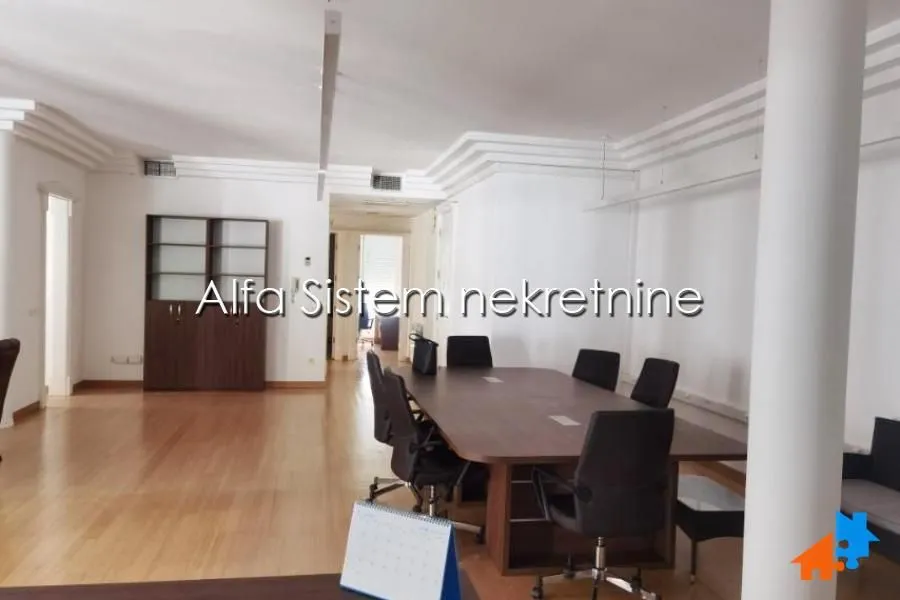 Rent, office space, 150m², Savski Venac, Beograd