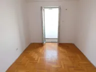 Izdavanje, dvosoban stan, 54m², Podgorica, Crna Gora - image 2