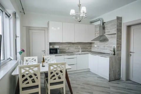 Prodaja, kuća, 241m², Krašići, Tivat - image 14