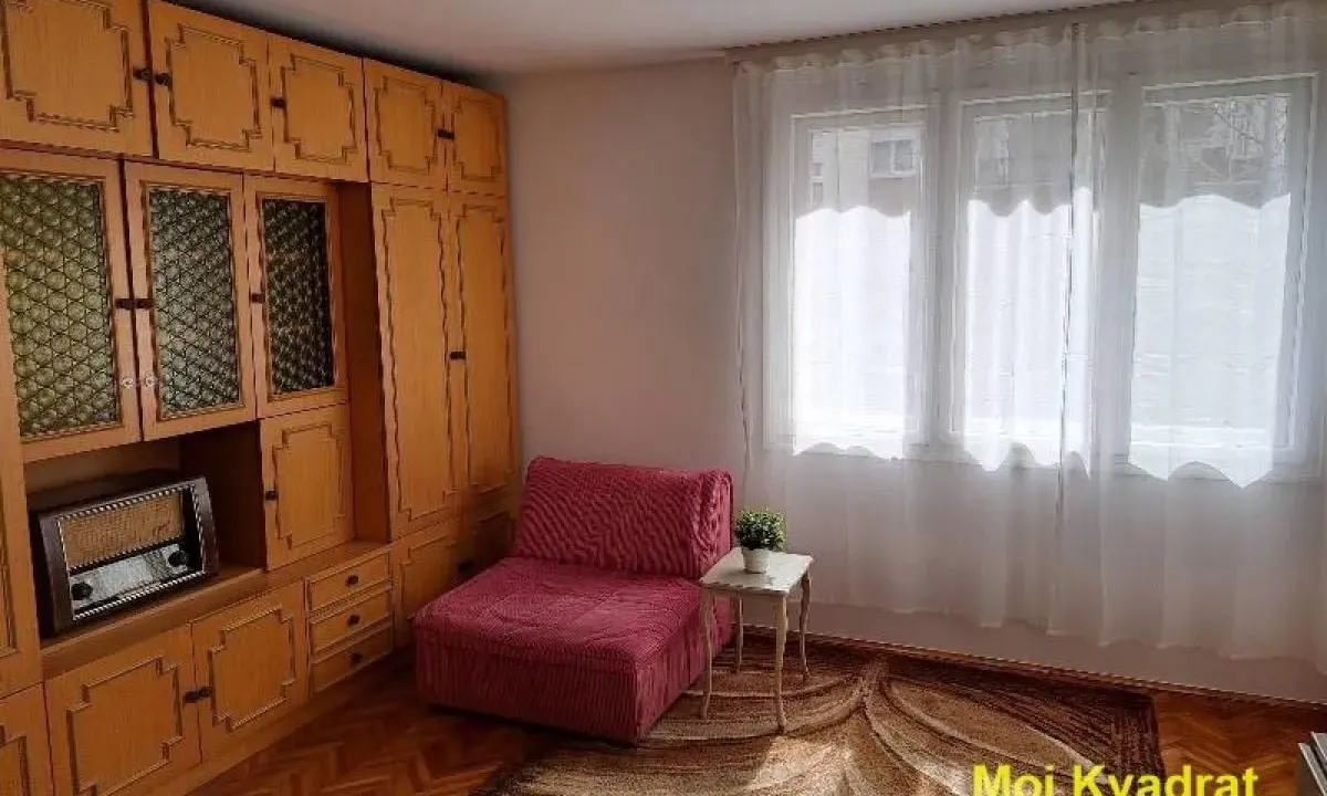 Izdavanje, dvosoban stan, 49m², Stari Grad, Beograd