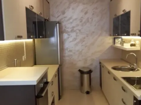 Izdavanje, dvosoban stan, 90m², Preko Morače, Podgorica - image 5