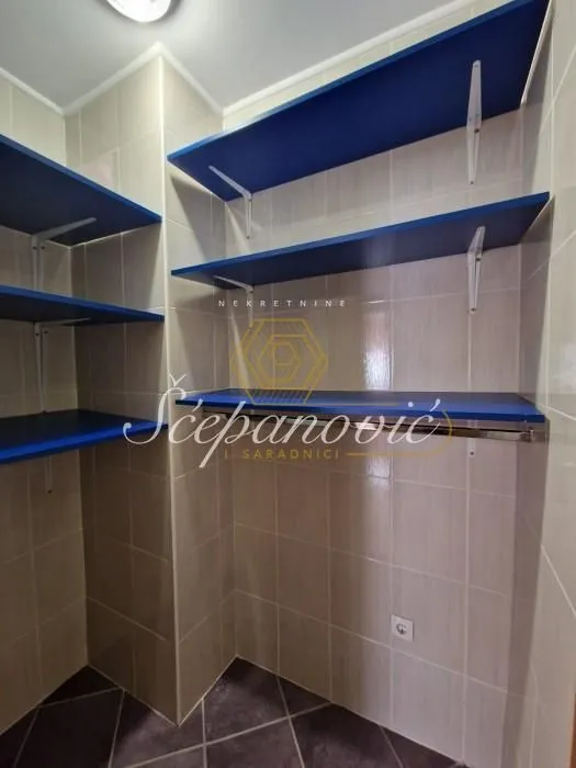 Sale, three bedroom apartment, 63m², Rotkvarija, Novi Sad Sve Podlokacije