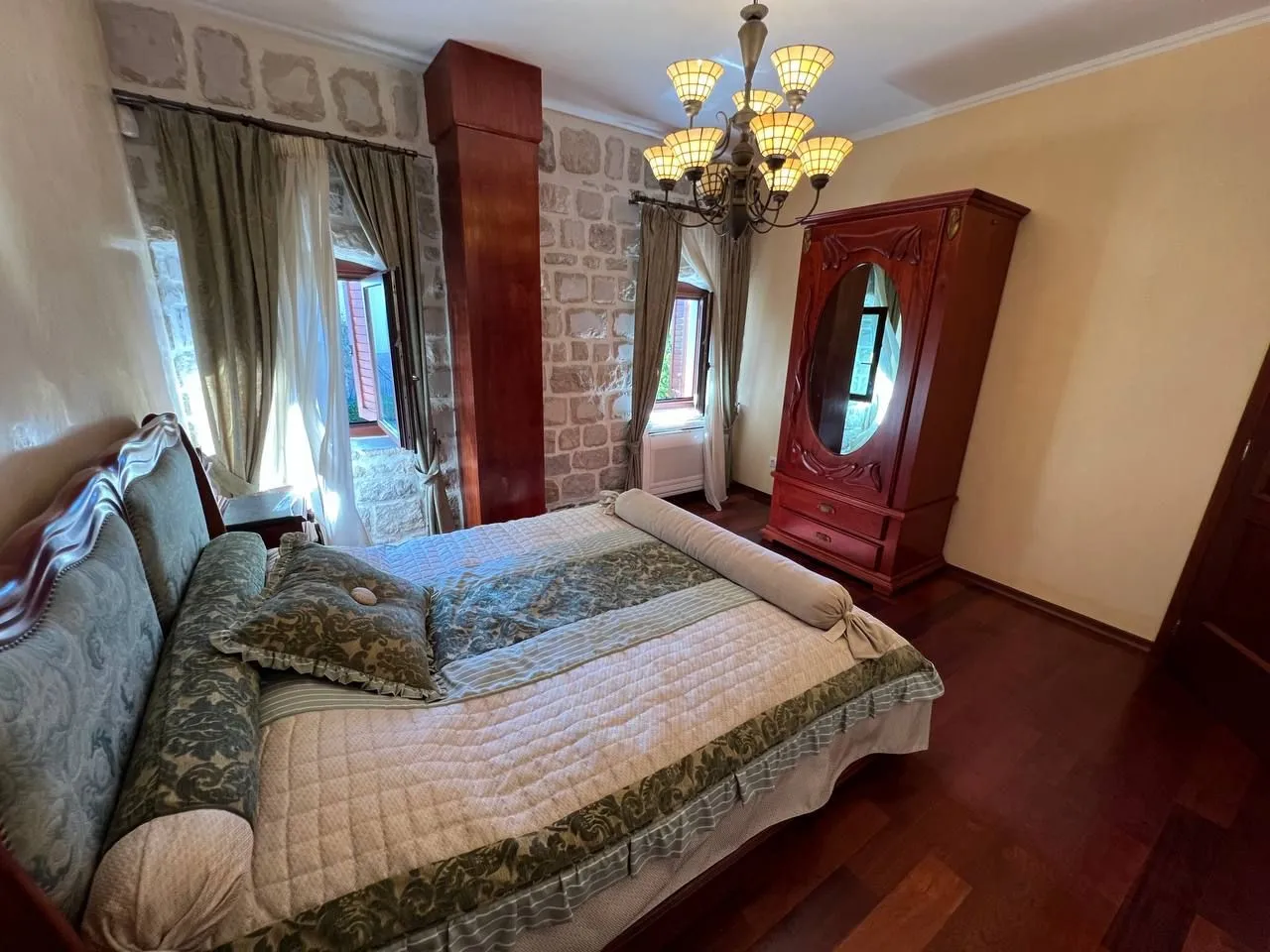 Prodaja, kuća, 500m², Herceg Novi, Crna Gora