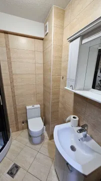 Rent, one bedroom apartment, 40m², Bečići, Budva - image 5