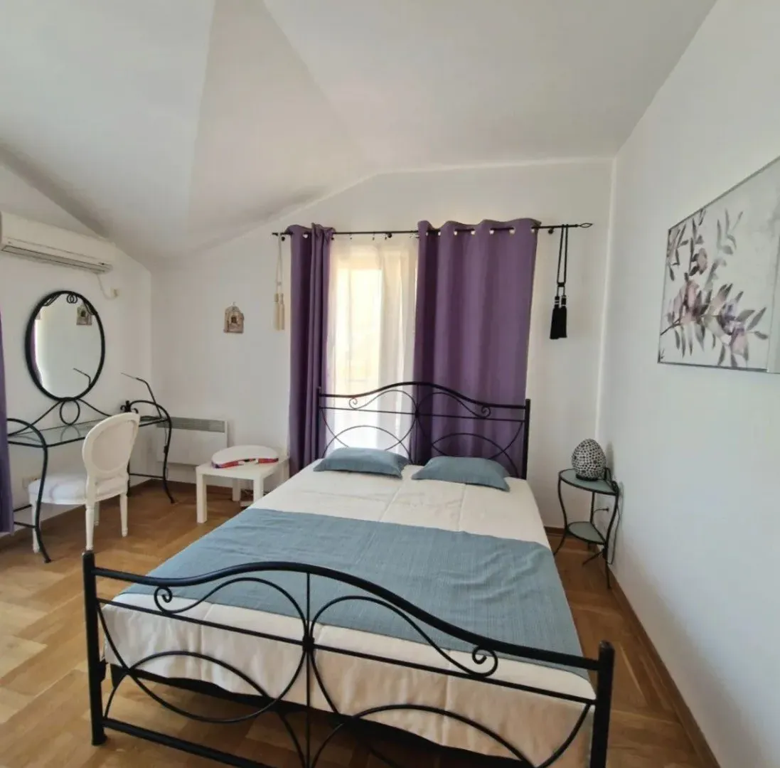 Prodaja, trosoban stan, 146m², Risan, Kotor