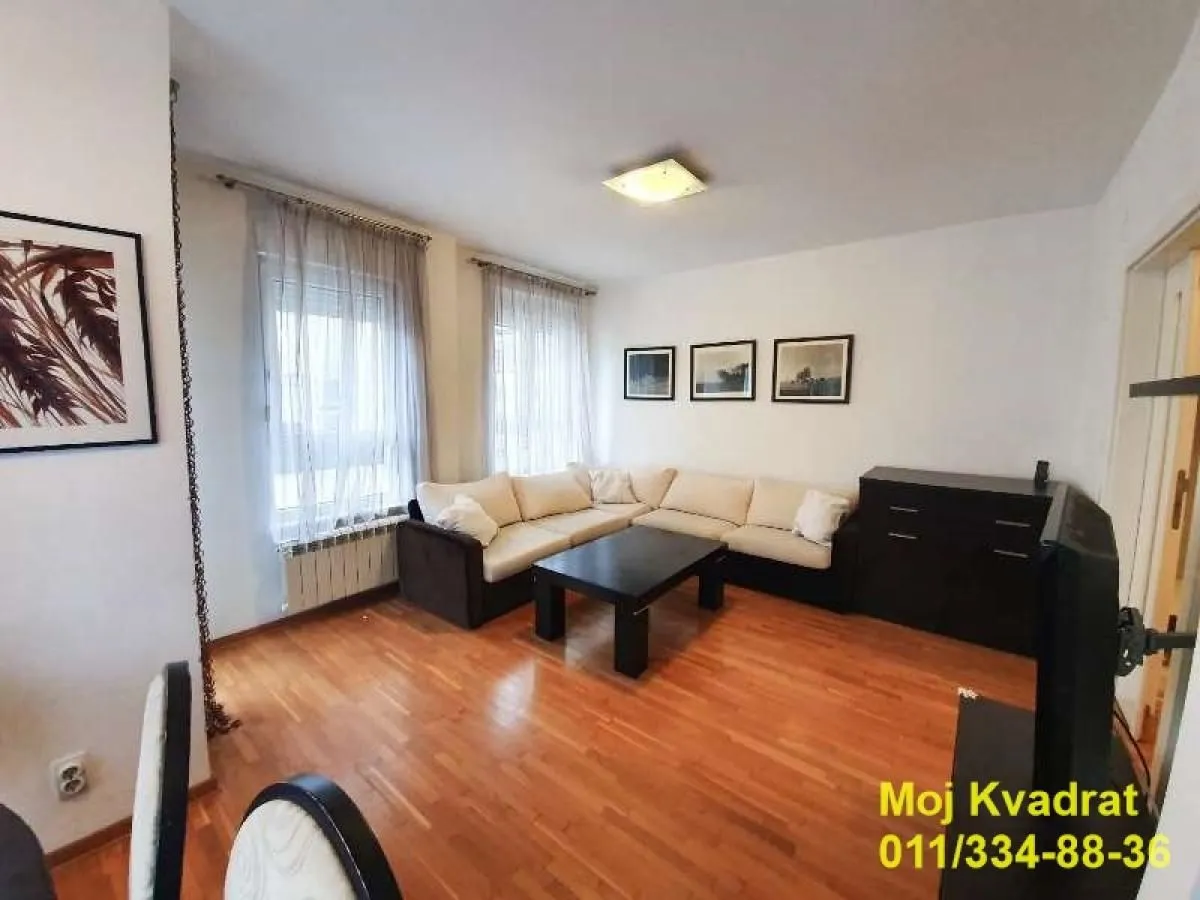 Prodaja, trosoban stan, 57m², Južni Bulevar, Vračar Sve Podlokacije