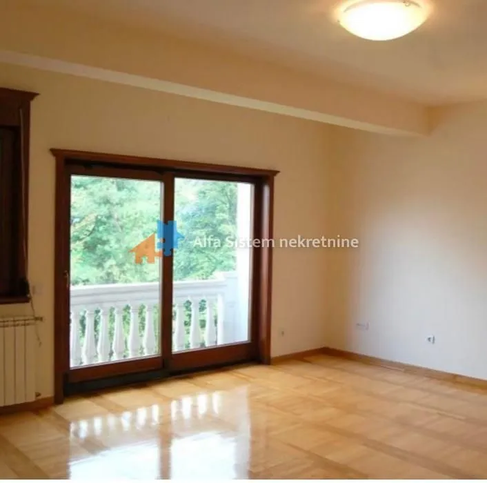 Rent, apartment, 250m², Savski Venac, Beograd