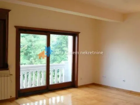 Rent, apartment, 250m², Savski Venac, Beograd - image 17