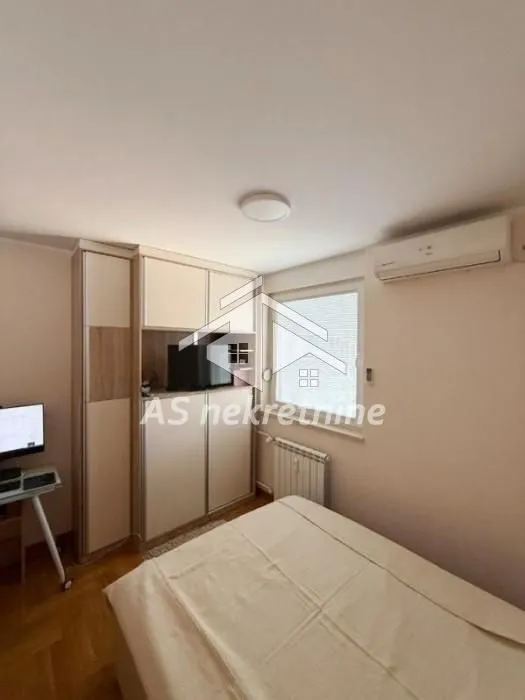 Sale, three bedroom apartment, 85m², Novi Beograd Blok 29, Novi Beograd Sve Podlokacije