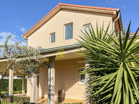 Sale, house, 128m², Centar, Bar - image 10