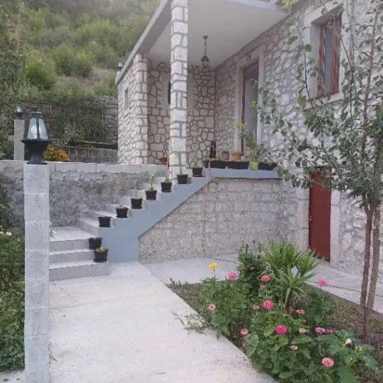 Prodaja, kuća, 90m², Danilovgrad, Crna Gora