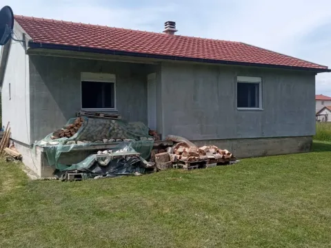 Sale, house, 115m², Spuž, Danilovgrad - image 2