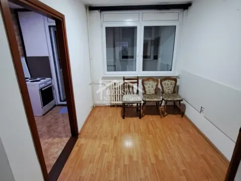Prodaja, trosoban stan, 74m², Novi Beograd Blok 72, Novi Beograd Sve Podlokacije - image 3