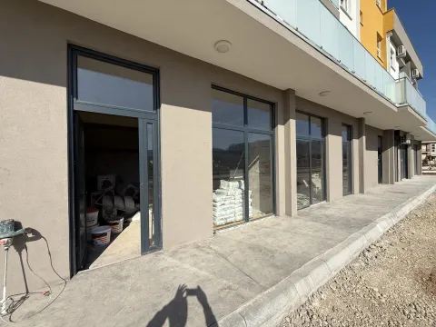 Sale, office space, 255m², Zagorič, Podgorica - image 8