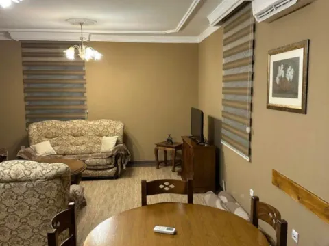 Izdavanje, kuća, 170m², Gornja Gorica, Podgorica - image 5