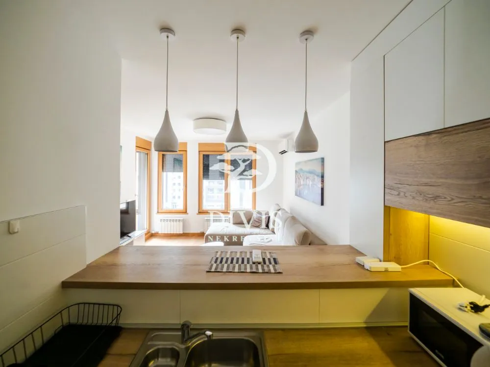 Prodaja, dvosoban stan, 41m², Novi Beograd Blok 65, Novi Beograd Sve Podlokacije