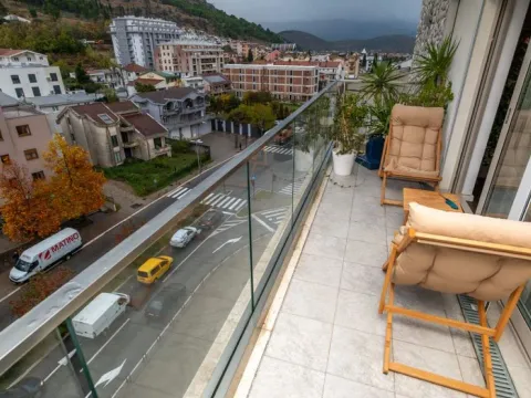 Prodaja, dvosoban stan, 94m², Podgorica, Crna Gora - image 9