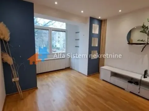 Izdavanje, stan, 56m², Savski Venac, Beograd - image 7