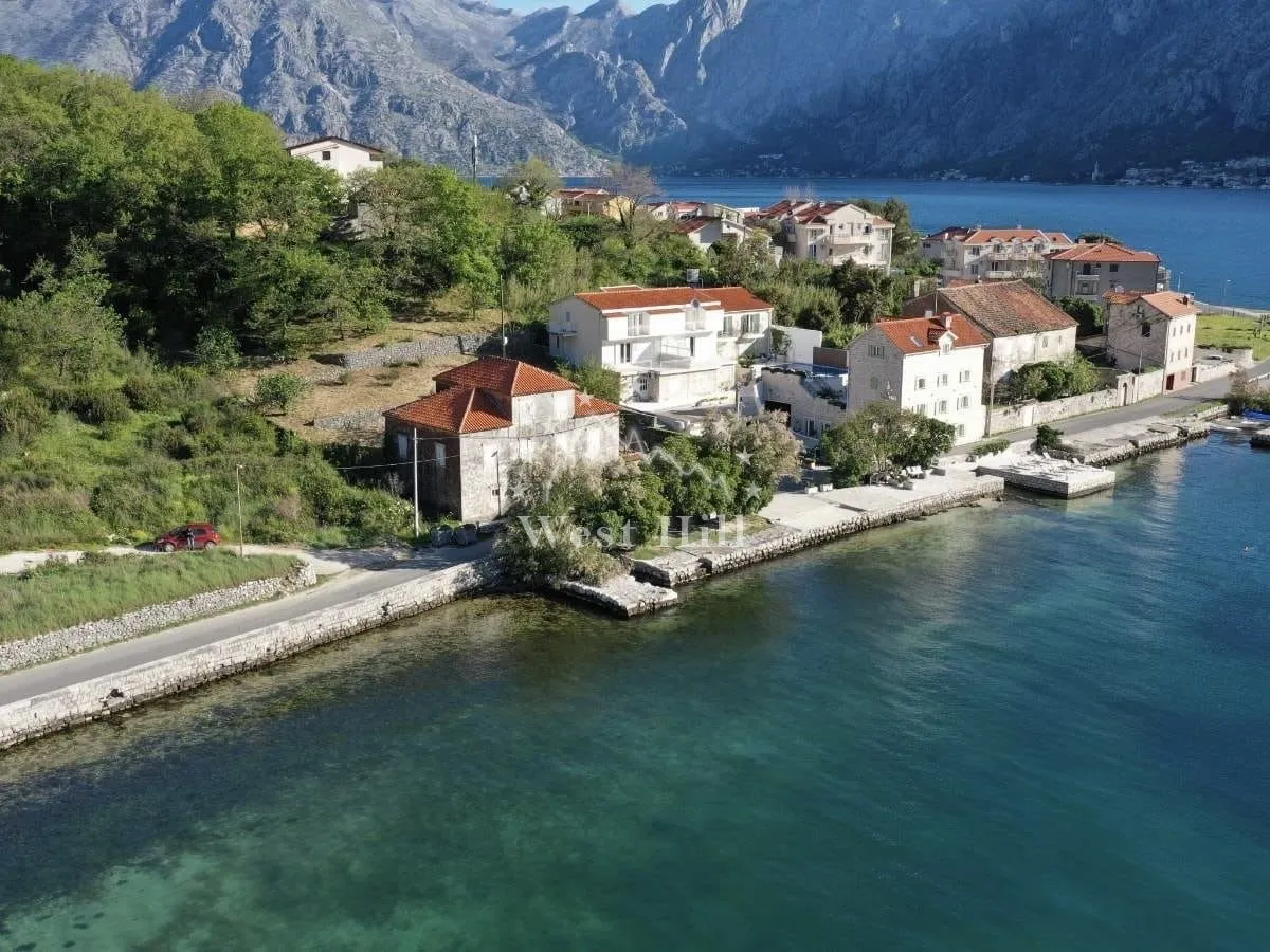 Sale, land lot, 1599m², Prčanj, Kotor