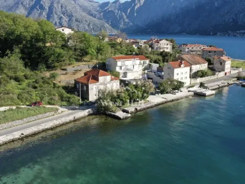 Sale, land lot, 1599m², Prčanj, Kotor