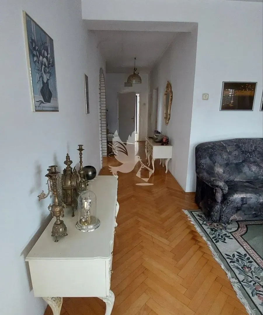 Sale, house, 400m², Rabrovac, Mladenovac